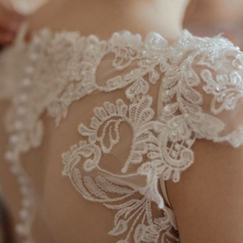 結婚式の「持ち込み」って実際どうなの？花嫁さんが知っておきたいメリットと注意点をチェックしよう＊＊