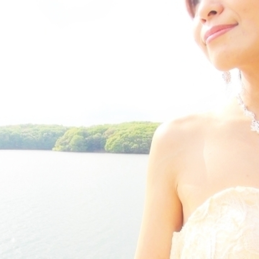 せっかくの結婚式なのに汗体質が気になる…。脇や足の匂いを防ぐ方法◎！
