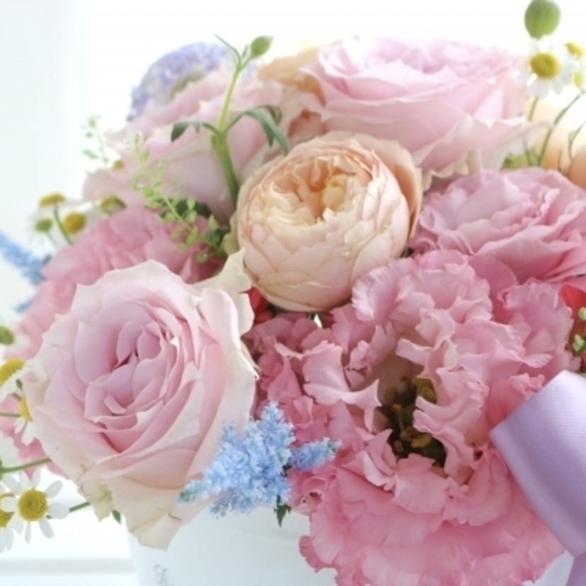オールシーズン対応可能◎花嫁さんにぴったり♡トレンドの多幸感カラーで作るブーケについて◎