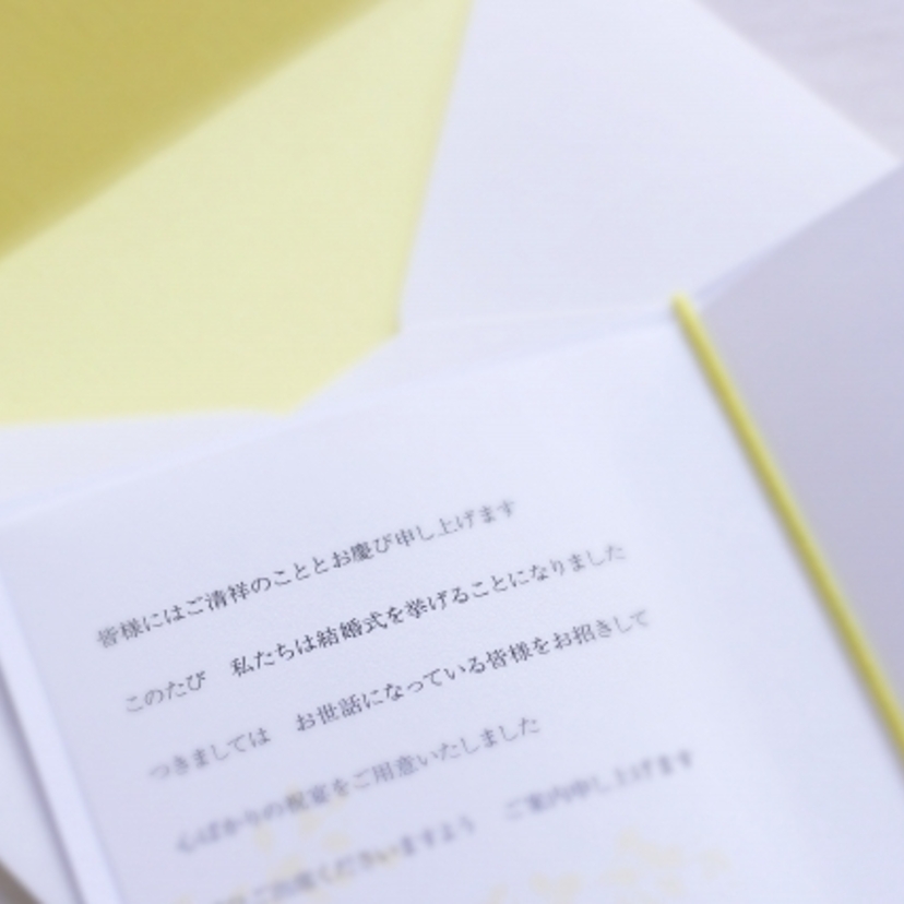 ペーパーアイテムはどこで注文する？「式場」「業者」「DIY」の選び方ガイド