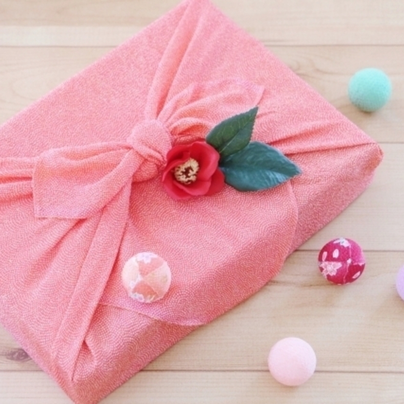 もう迷わない！結婚挨拶で渡す手土産の選び方＆地域別おすすめアイテム特集