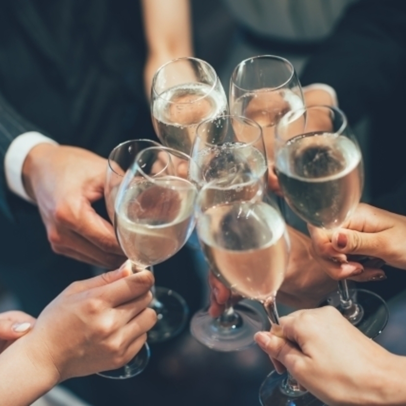 100名規模の二次会を予定している新郎新婦さん必見！後悔しないために注意したいポイント＊