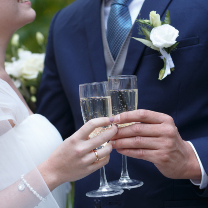 結婚式二次会にご家族も参加ってアリ！？今どき花嫁さんのスタイルやご招待するにあたり、気をつけたいポイントをまとめます◎