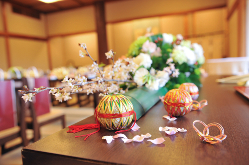 縁起物を取り入れて古き良き日本の文化を 和婚のテーブルコーディネート Strawberry